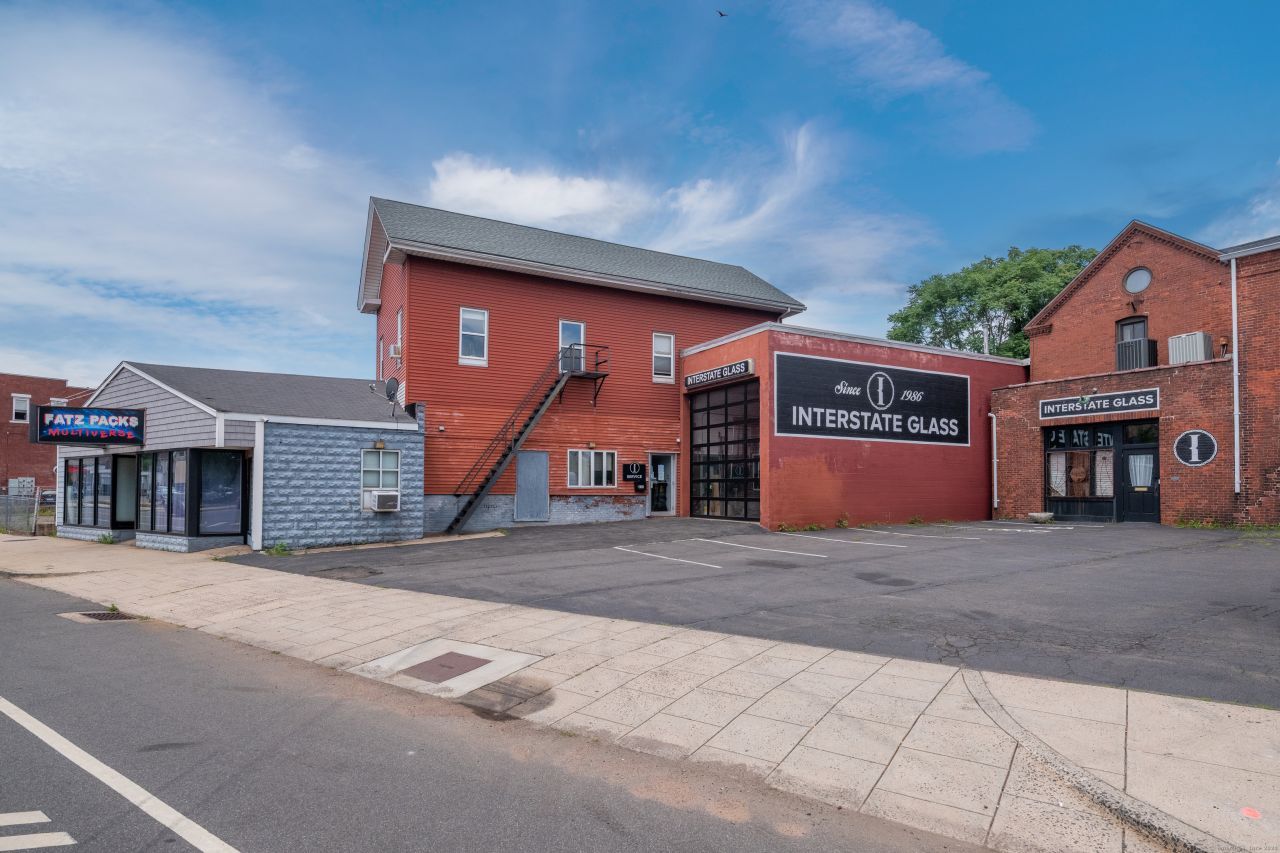 109 Hanover, Meriden, CT 06451 Main Photo