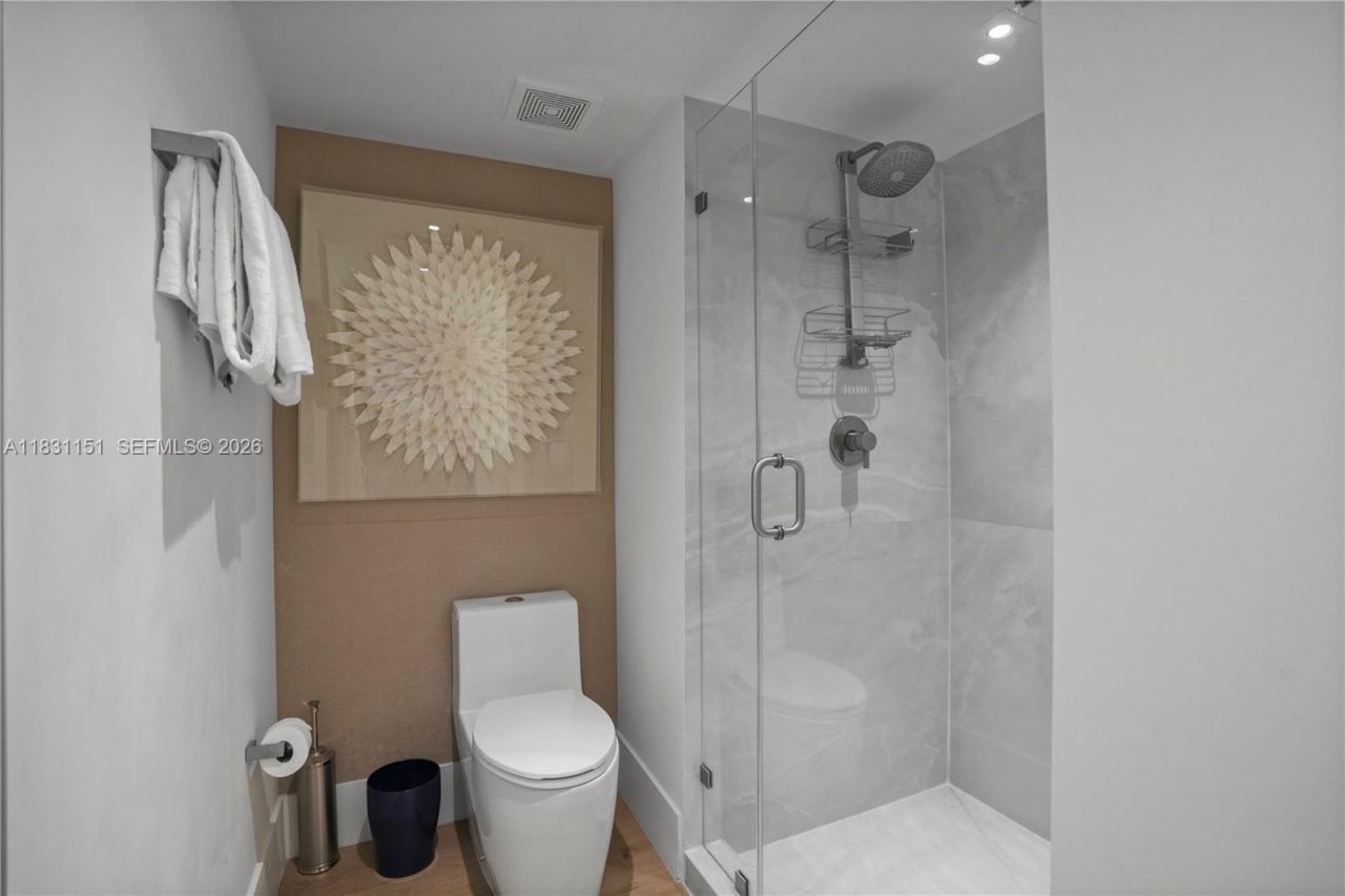 2301 Collins Ave, Unit 407, Miami Beach, FL 33139 Photo