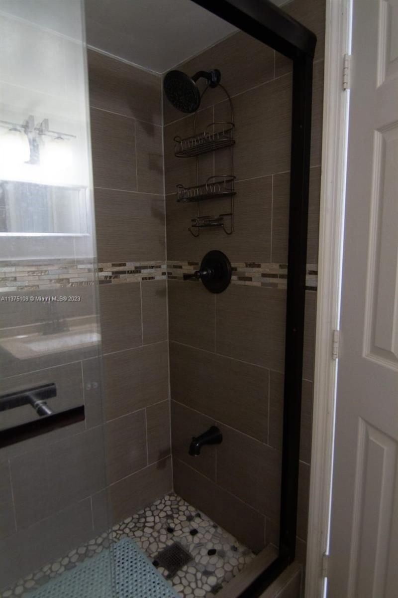 753 Michigan Ave, Unit 3D, Miami Beach, FL 33139 Photo