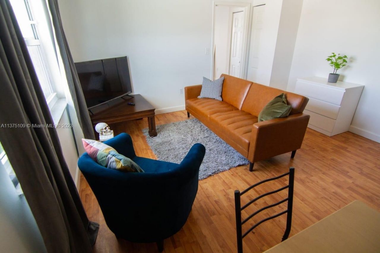753 Michigan Ave, Unit 3D, Miami Beach, FL 33139 Photo