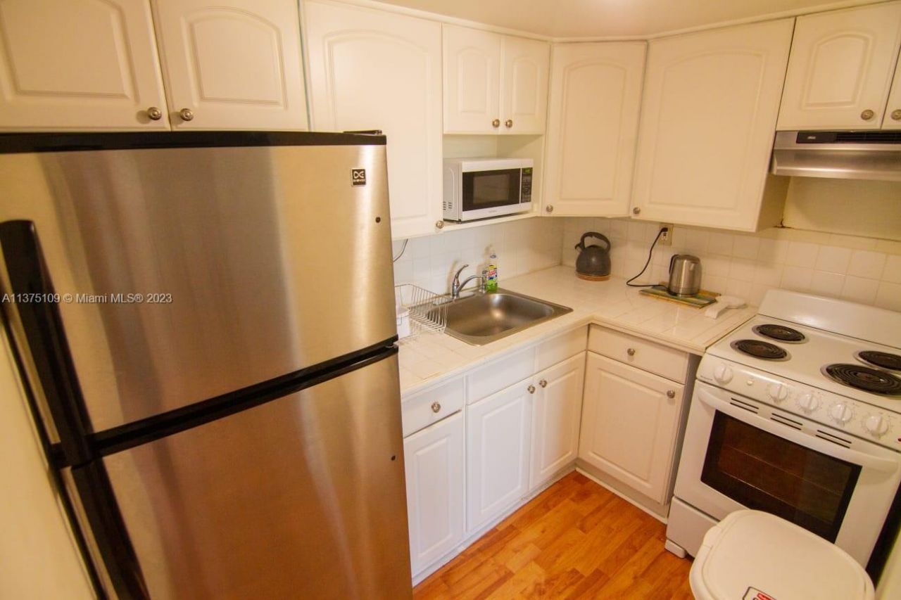 753 Michigan Ave, Unit 3D, Miami Beach, FL 33139 Photo