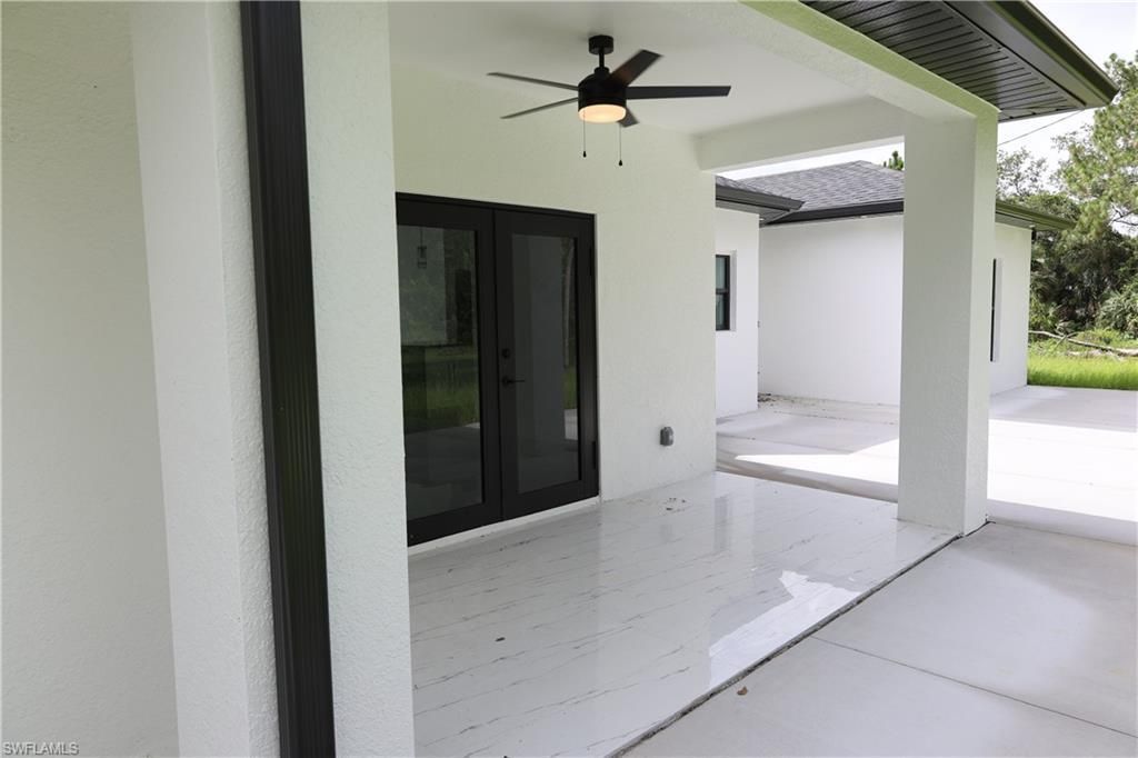 407 Washington Ave, Lehigh Acres, FL 33972 Photo