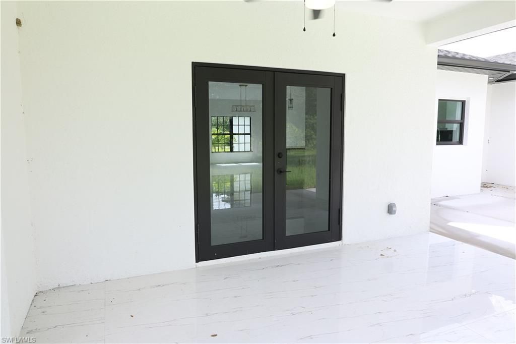 407 Washington Ave, Lehigh Acres, FL 33972 Photo