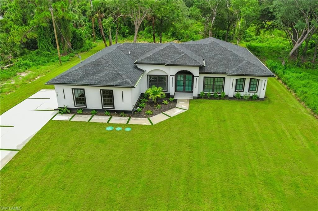 407 Washington Ave, Lehigh Acres, FL 33972 Photo