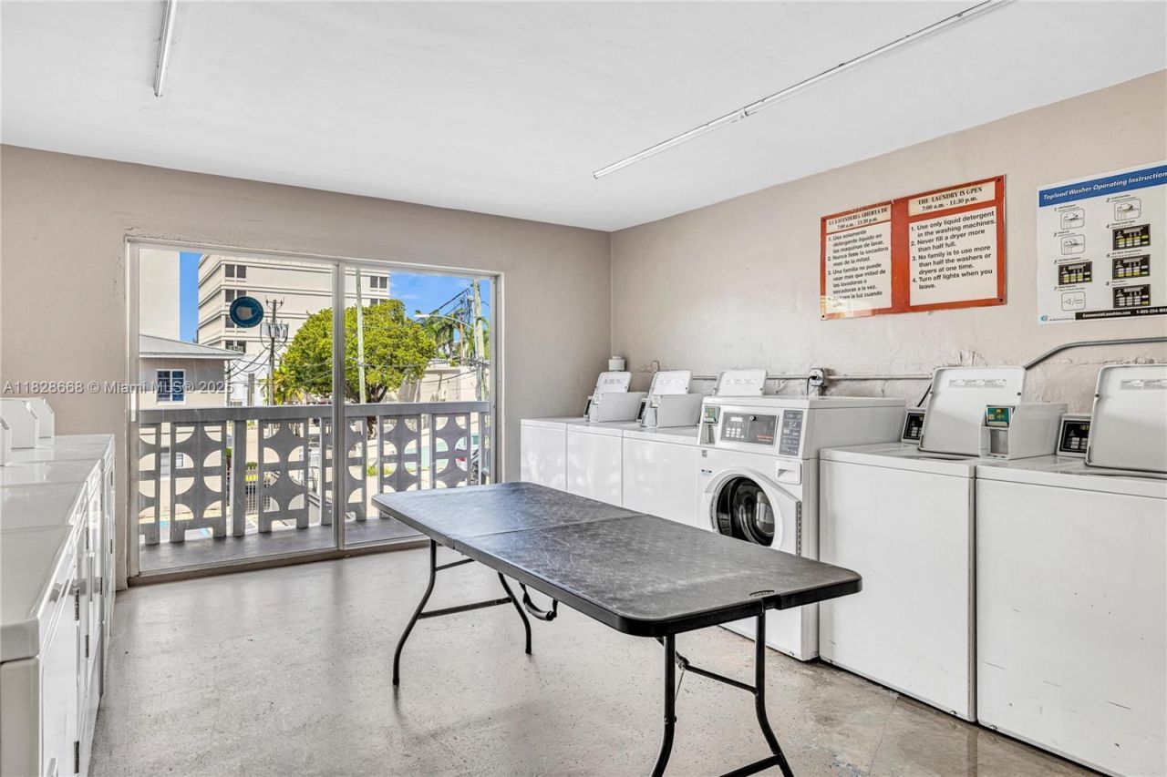 4141 Nautilus Dr, Unit 7J, Miami Beach, FL 33140 Photo