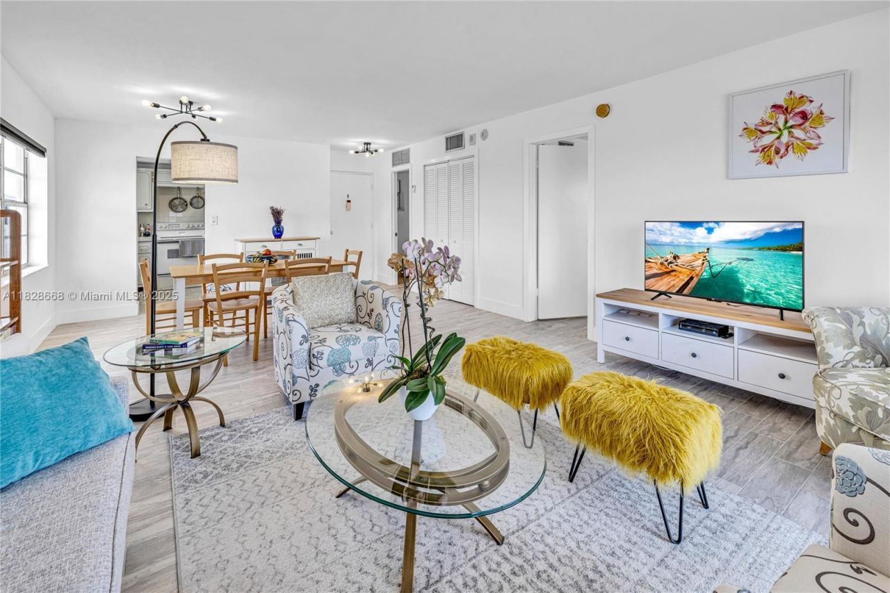 4141 Nautilus Dr, Unit 7J, Miami Beach, FL 33140 Photo