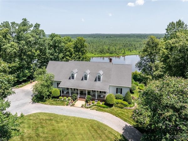 310 Old Fraziers Trail, West Point, VA 23181