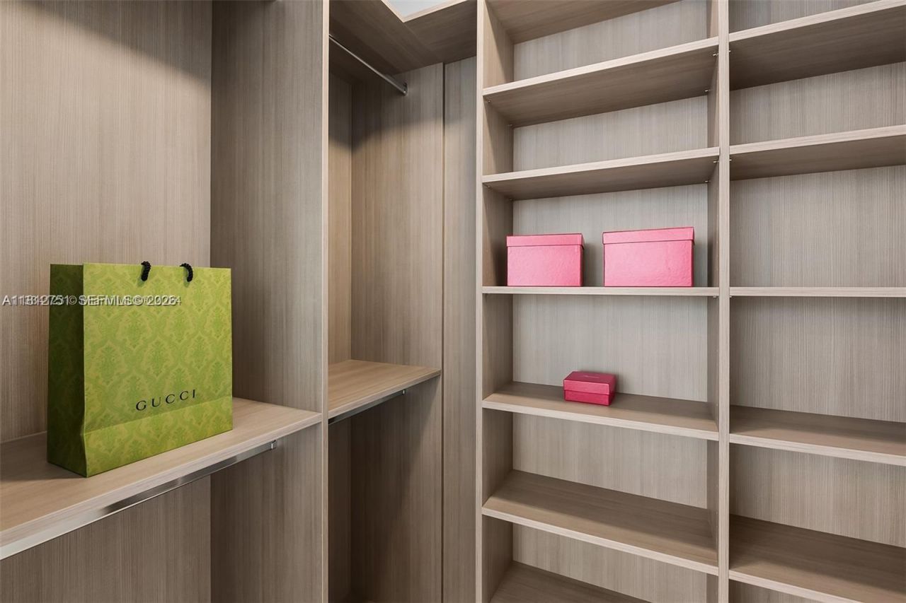 851 NE 1st Ave, Unit PH4912, Miami, FL 33132 Photo