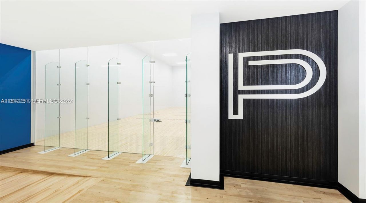 851 NE 1st Ave, Unit PH4912, Miami, FL 33132 Photo