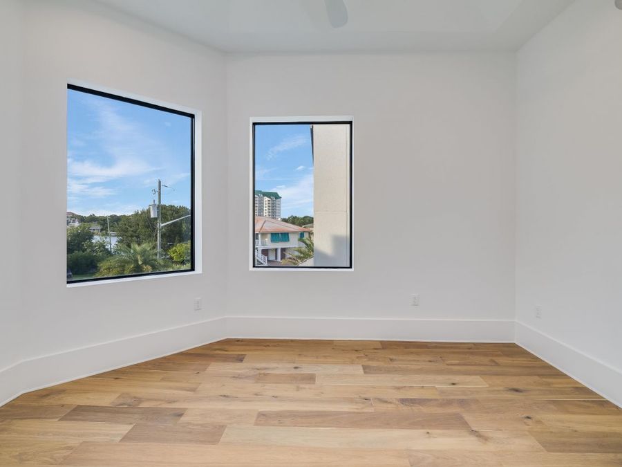 Property Image 104