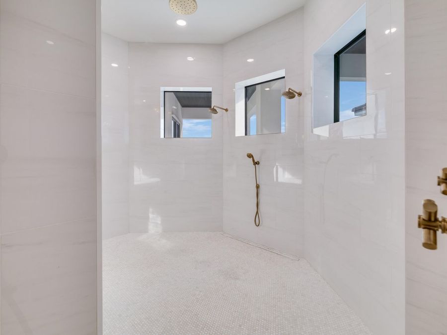Property Image 111