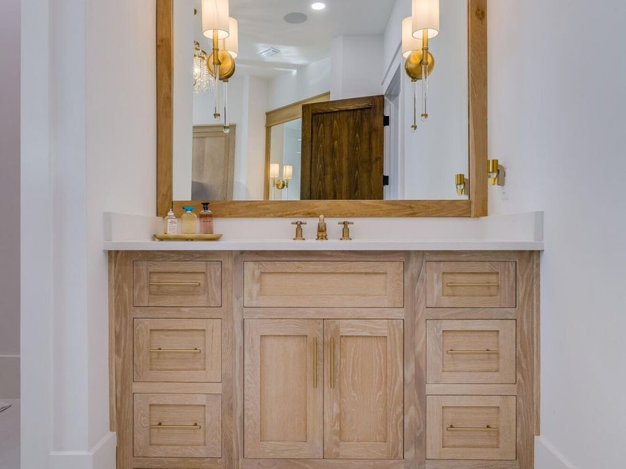 Property Image 112