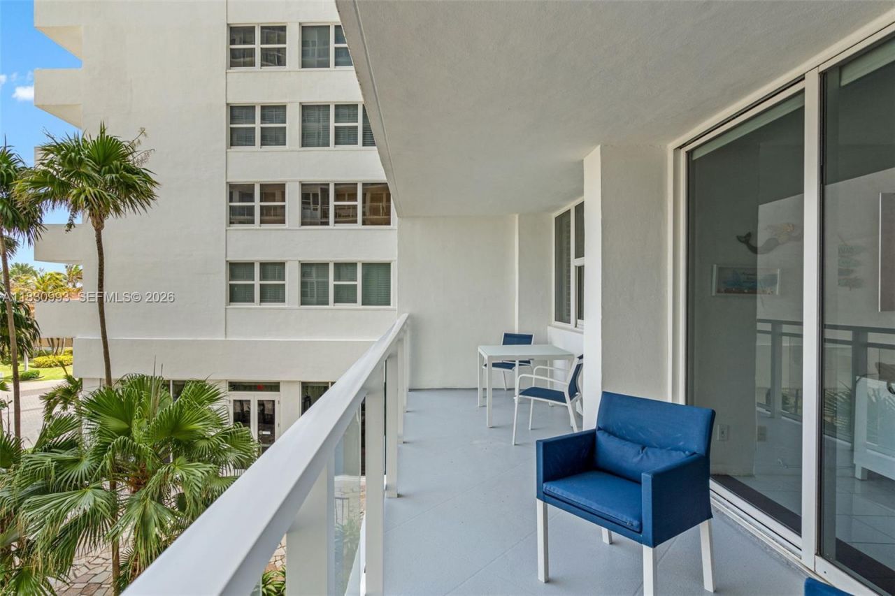 2030 S Ocean Dr, Unit 216, Hallandale Beach, FL 33009 Photo