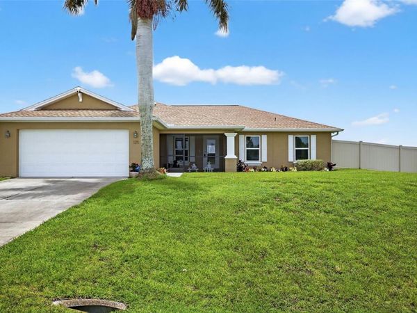 125 PADDOCK STREET, LEHIGH ACRES, FL 33974
