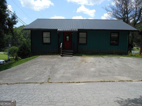 5 West Pine Crest Drive, Clayton, GA 30525