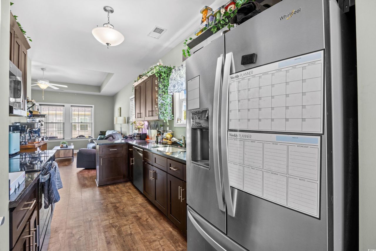 715 Hobonny Loop Photo 10