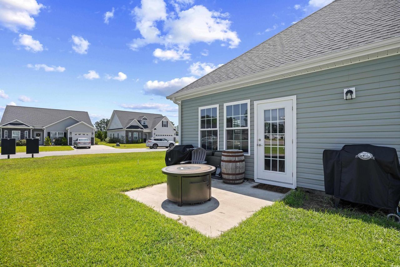 715 Hobonny Loop Photo 36