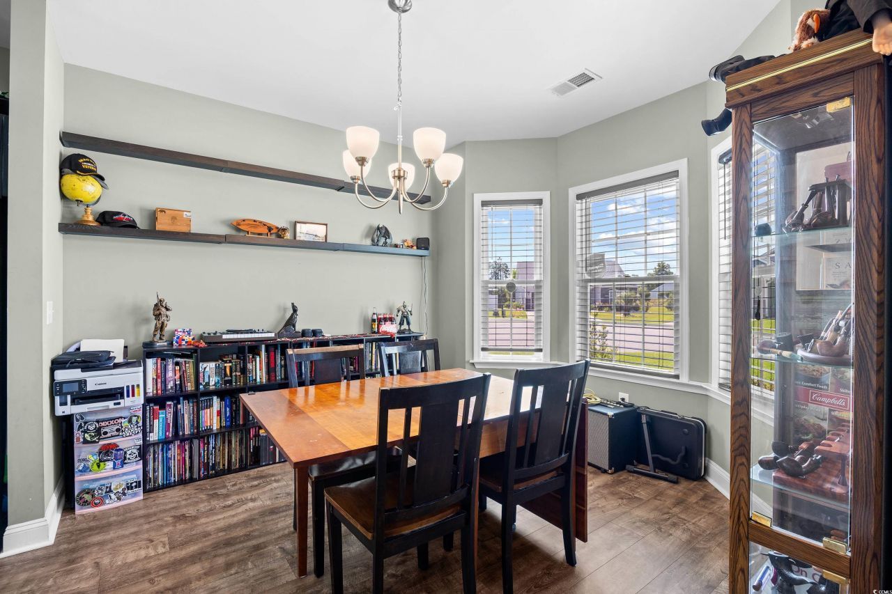 715 Hobonny Loop Photo 4