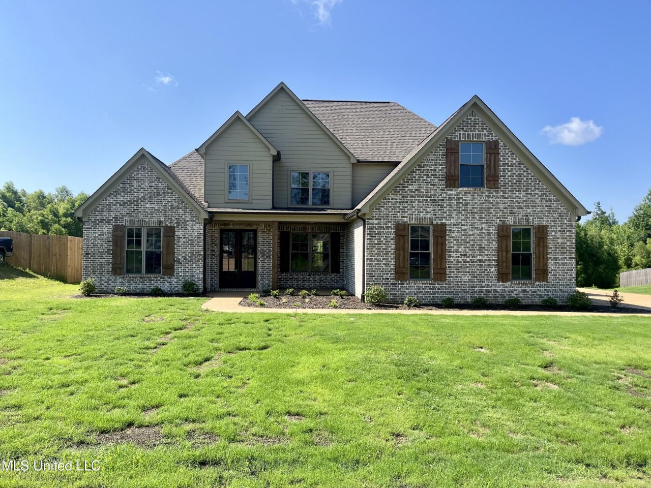 4789 Bakers Trail East, Nesbit, MS 38651 Main Photo