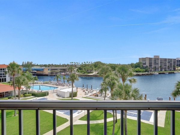 105 NE 19th Avenue, Unit 452, Deerfield Beach, FL 33441