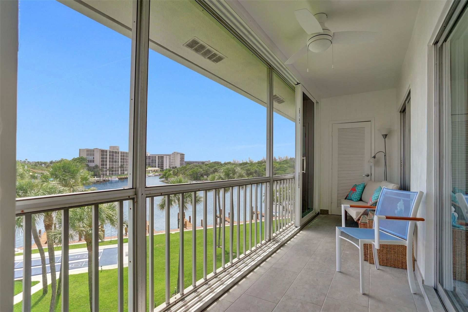 105 NE 19th Avenue, Unit 452, Deerfield Beach, FL 33441 Photo