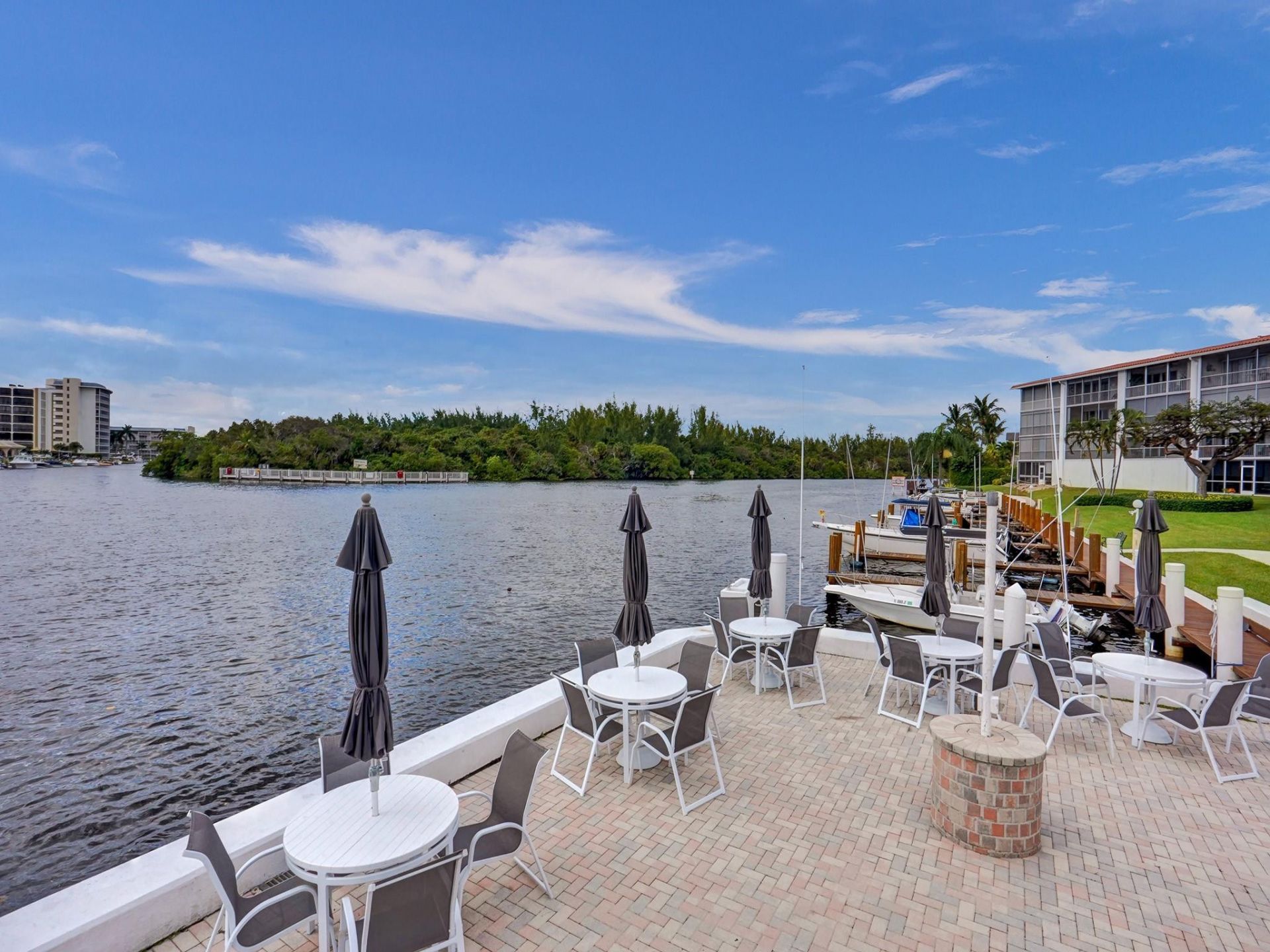 105 NE 19th Avenue, Unit 452, Deerfield Beach, FL 33441 Photo