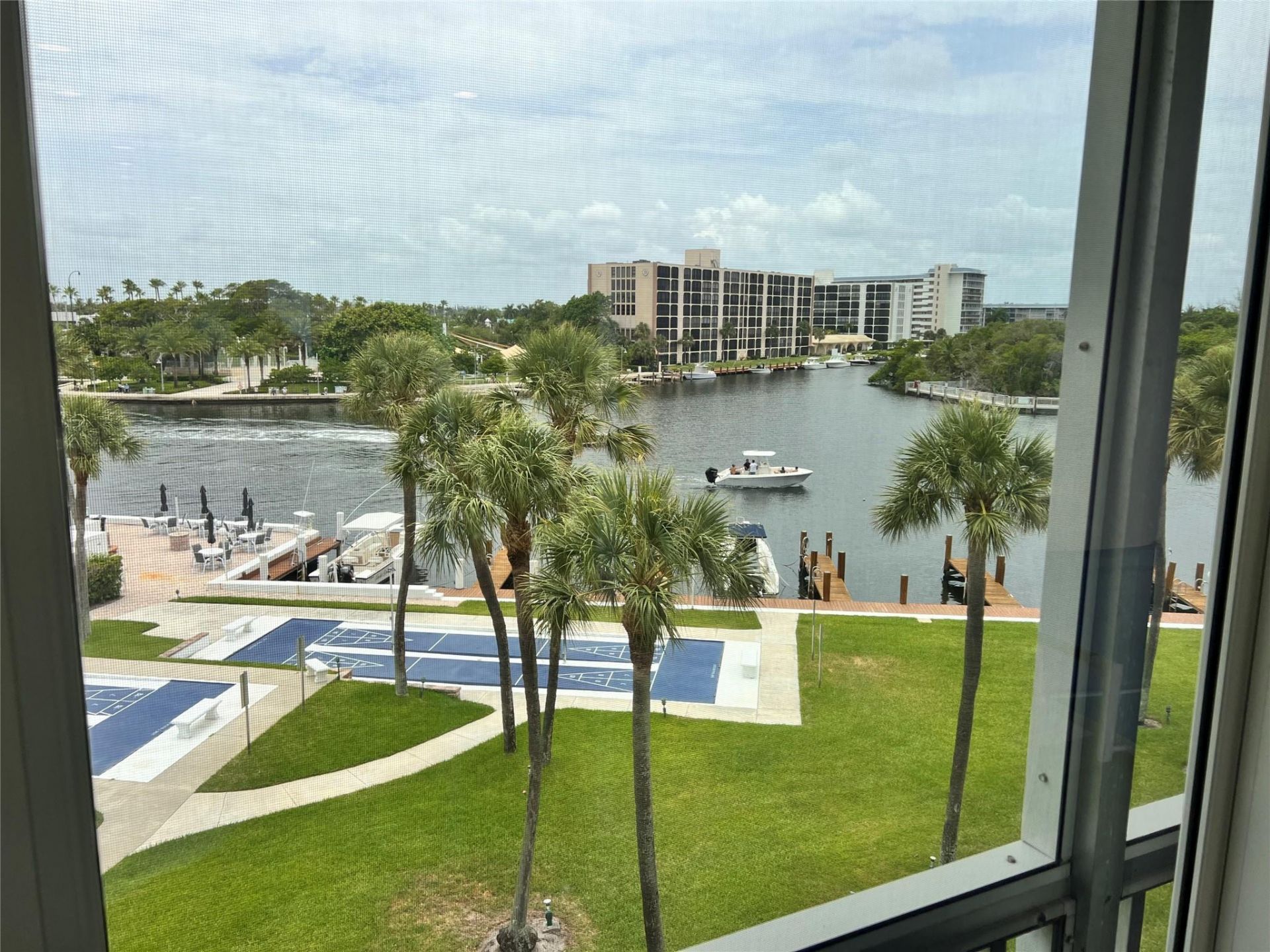 105 NE 19th Avenue, Unit 452, Deerfield Beach, FL 33441 Photo