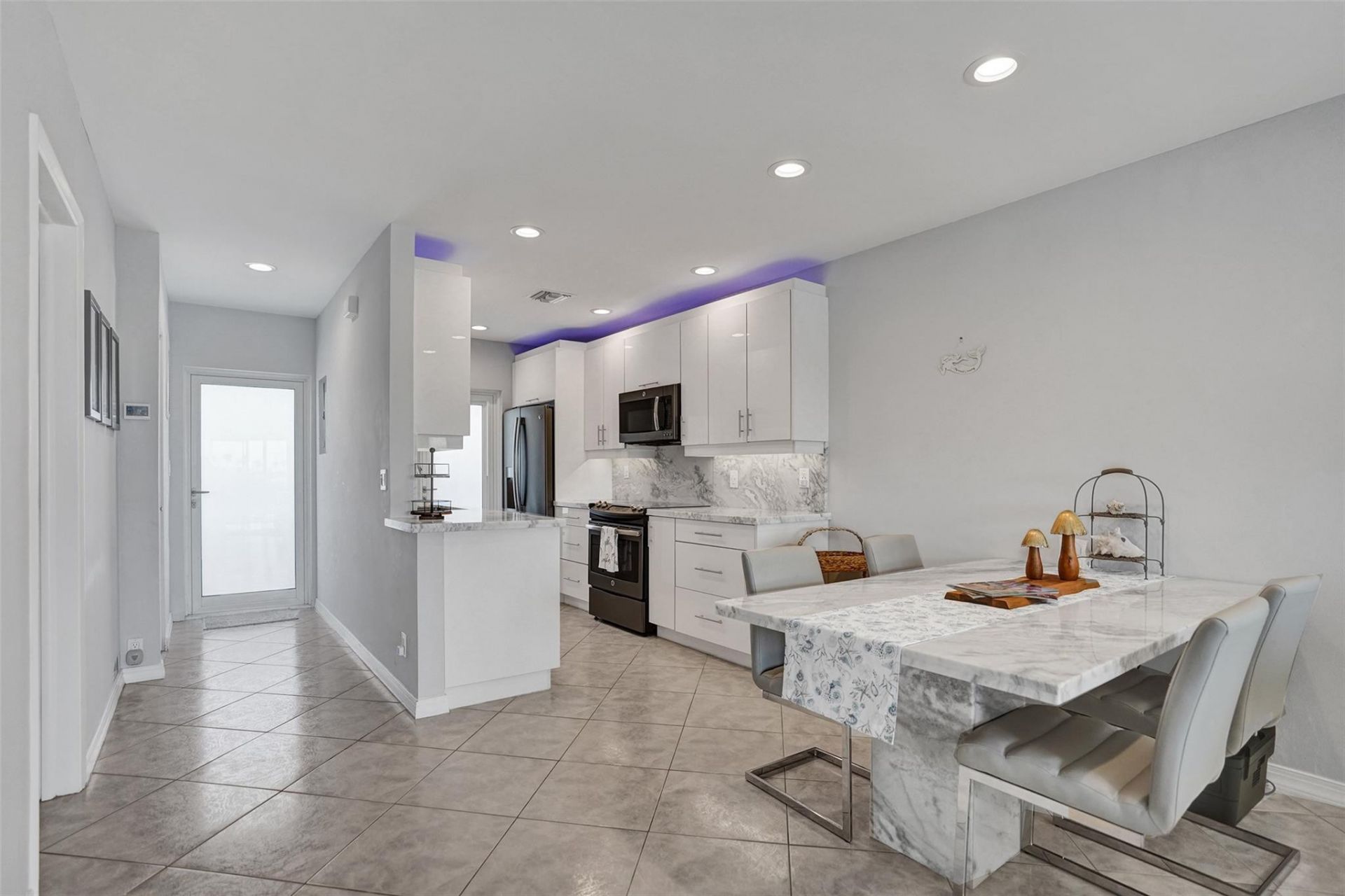 105 NE 19th Avenue, Unit 452, Deerfield Beach, FL 33441 Photo