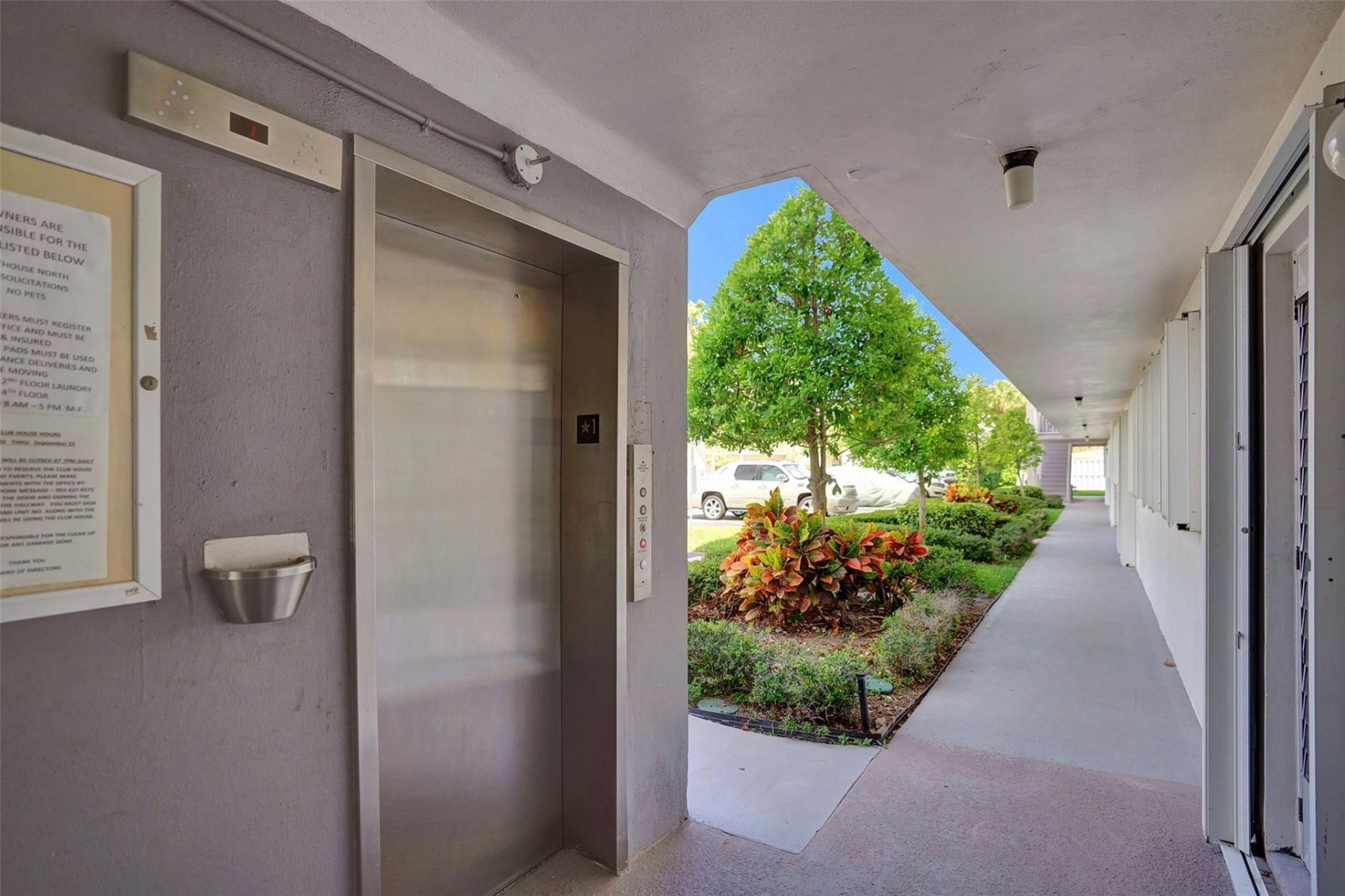 105 NE 19th Avenue, Unit 452, Deerfield Beach, FL 33441 Photo