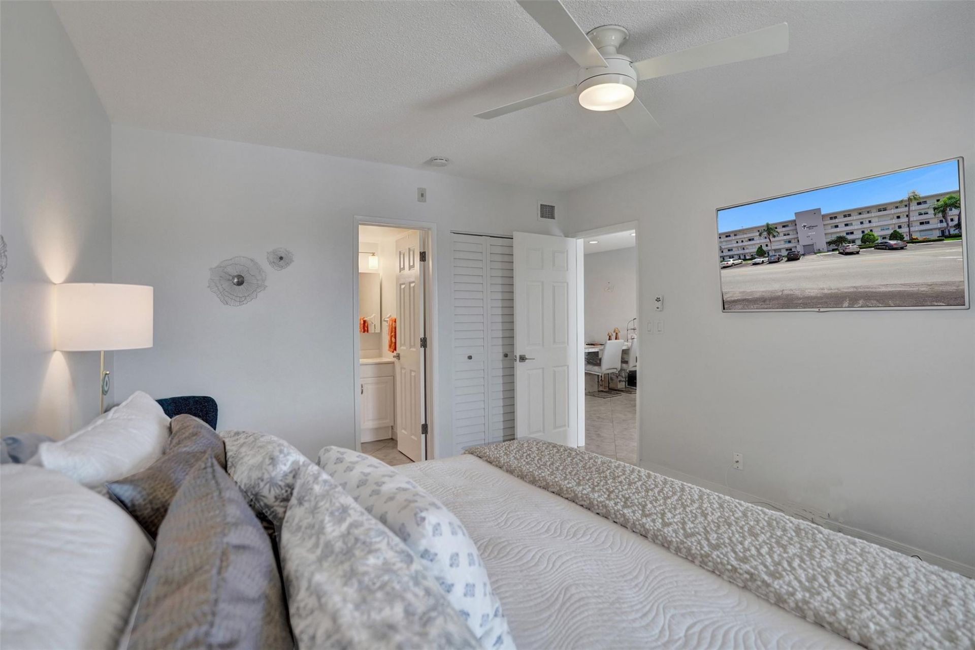 105 NE 19th Avenue, Unit 452, Deerfield Beach, FL 33441 Photo