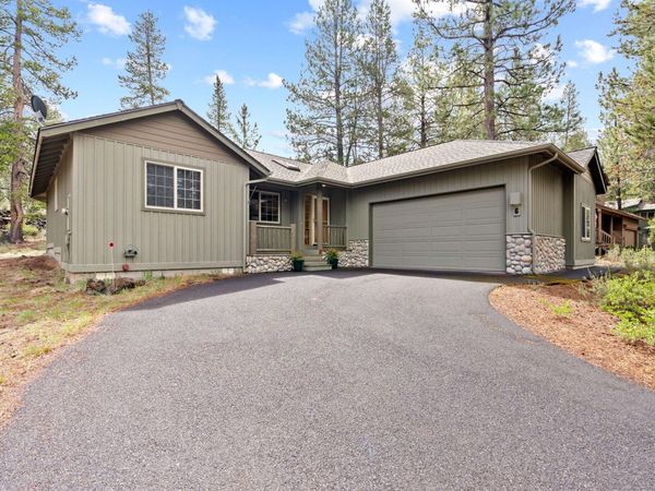57584 Whistler Lane, Sunriver, OR 97707