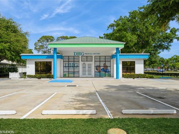 3333 20th St, Vero Beach, FL 32960