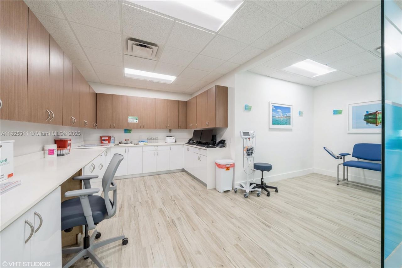 3333 20th St, Vero Beach, FL 32960 Photo