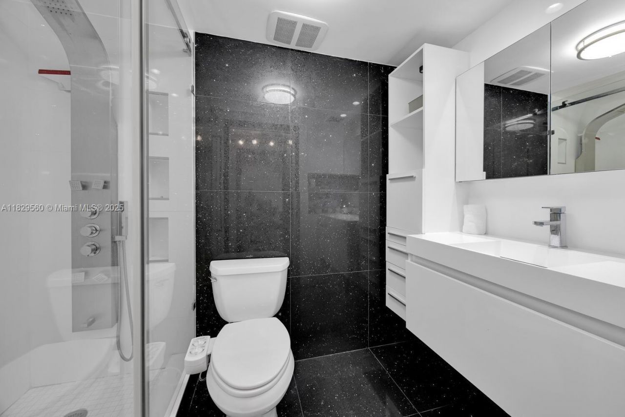 251 Crandon Blvd, Unit 1222, Key Biscayne, FL 33149 Photo