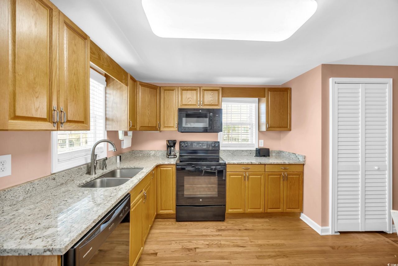 329 54th Ave. N Photo 16