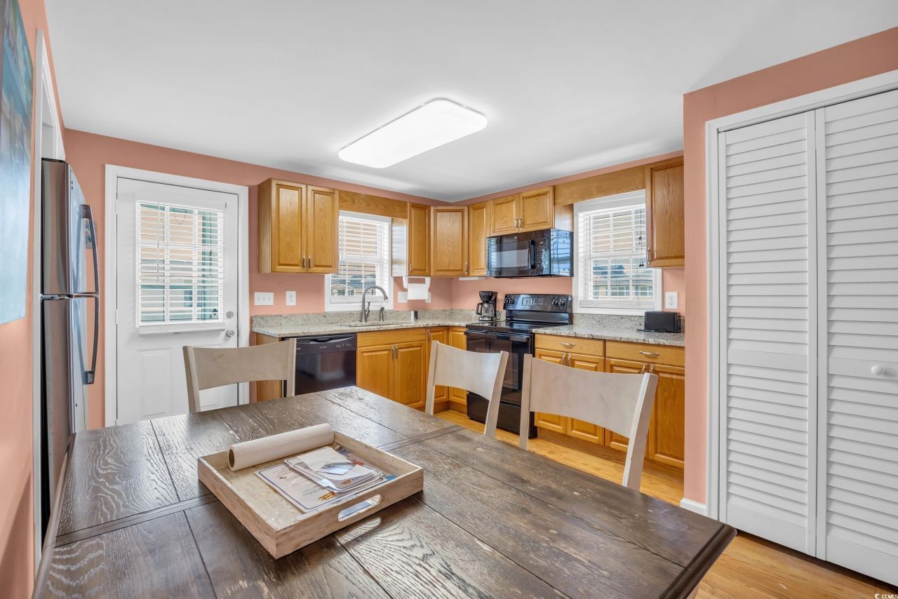 329 54th Ave. N Photo 17