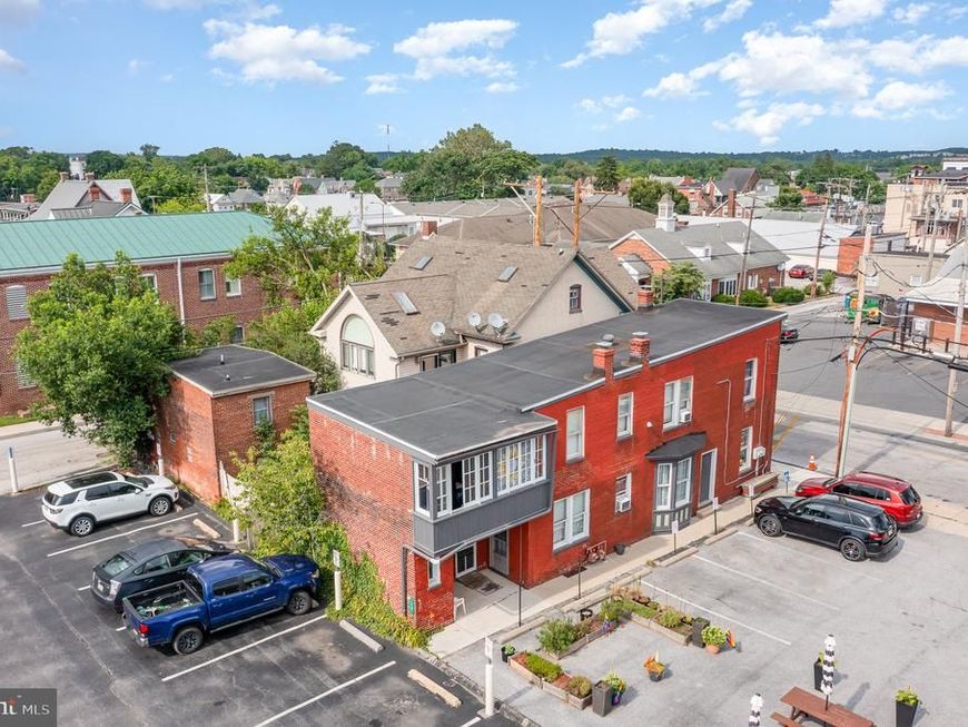 18 N Washington Street, Gettysburg, PA 17325 Main Photo