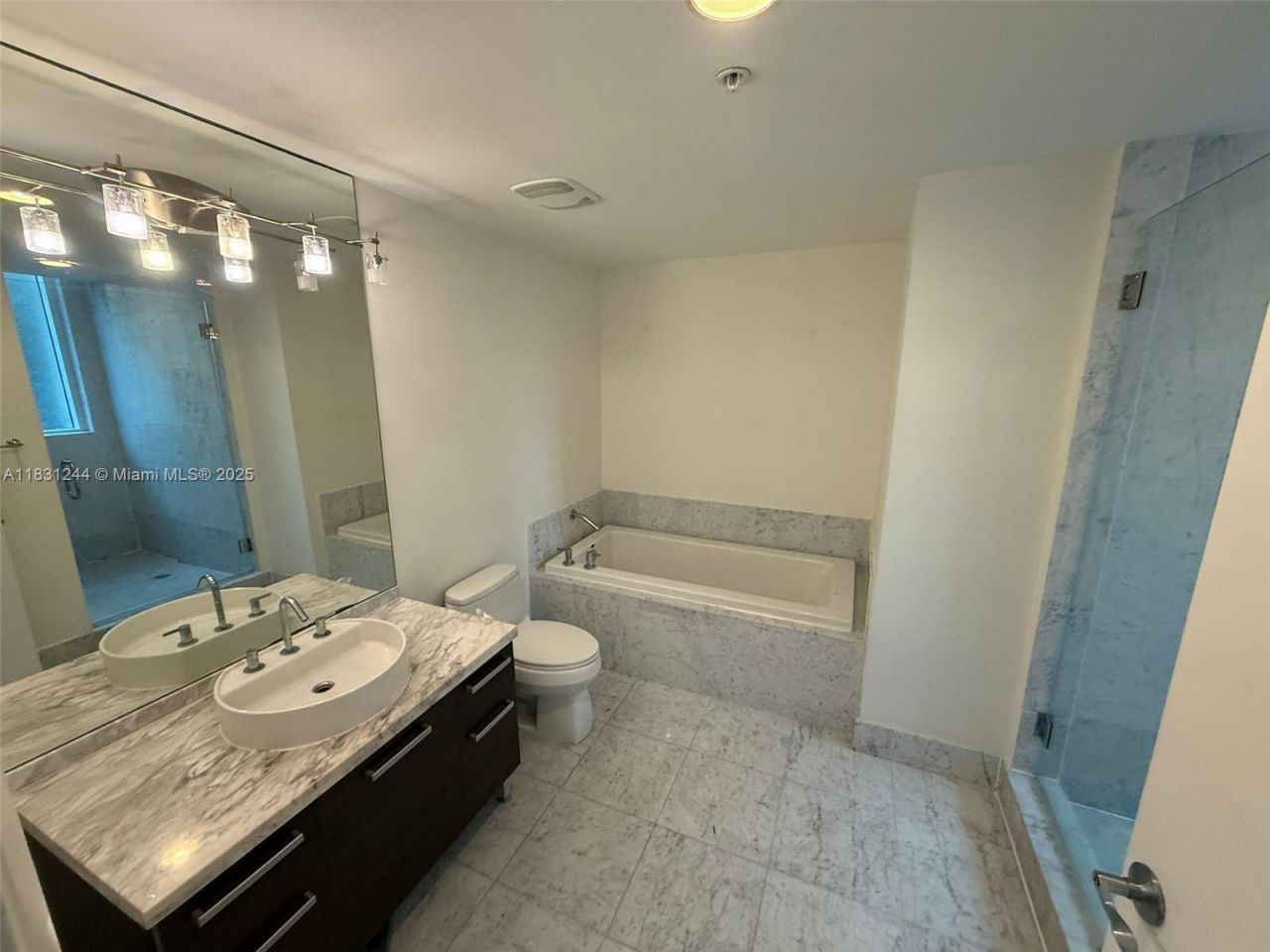 244 Biscayne Blvd, Unit 908, Miami, FL 33132 Photo