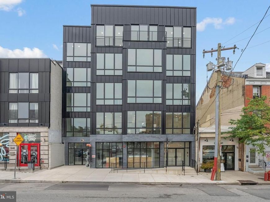 950 N 2nd Street, Unit 2, Philadelphia, PA 19123 Main Photo