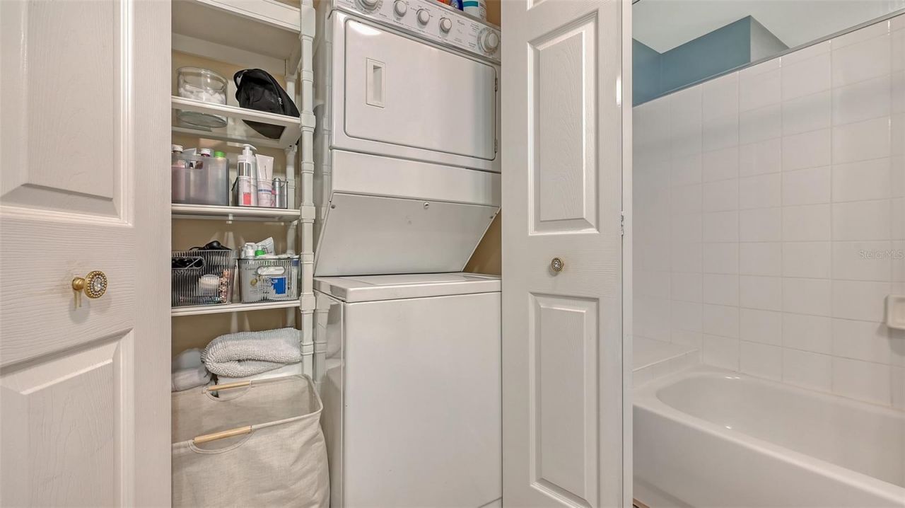 750 N Tamiami Trail, Unit 304, Sarasota, FL 34236 Photo