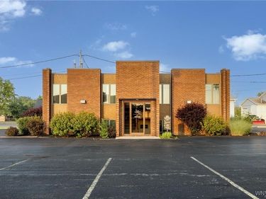 1870 Whitehaven Road, Grand Island, NY 14072