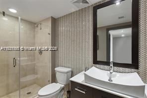 1800 S Ocean Dr, Unit 1810, Hallandale Beach, FL 33009 Photo