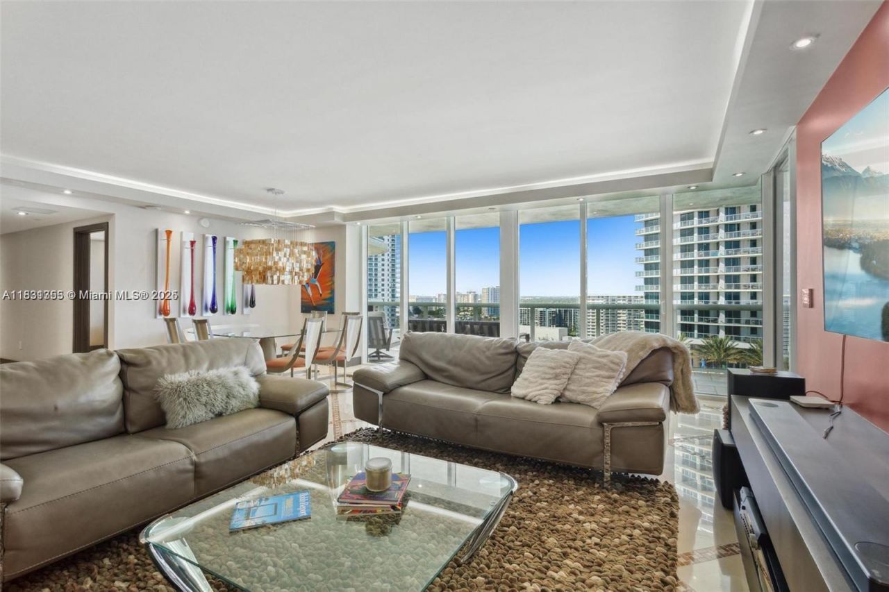 1800 S Ocean Dr, Unit 1810, Hallandale Beach, FL 33009 Photo
