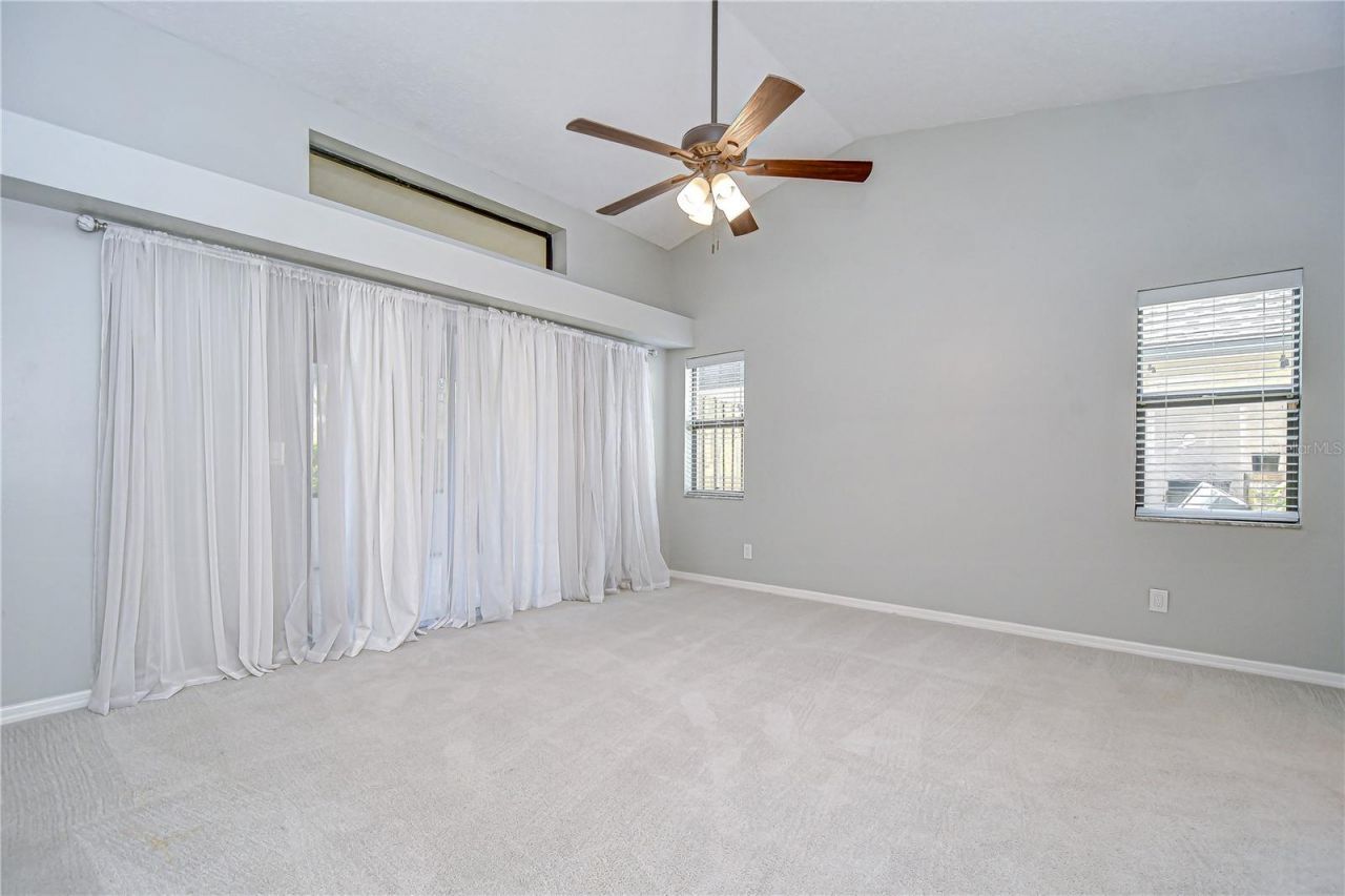 512 Pinewalk Drive, Brandon, FL 33510 Photo