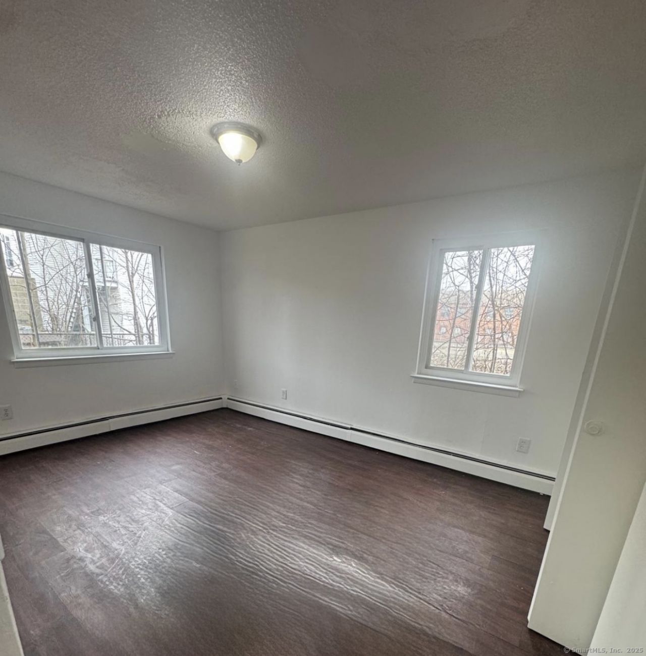 129 Black Rock, Unit 12, Bridgeport, CT 06605 Main Photo