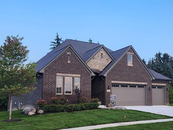 3093 Raffler Drive, Rochester Hills, MI 48307