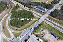 144 Brookside Parkway photo 4