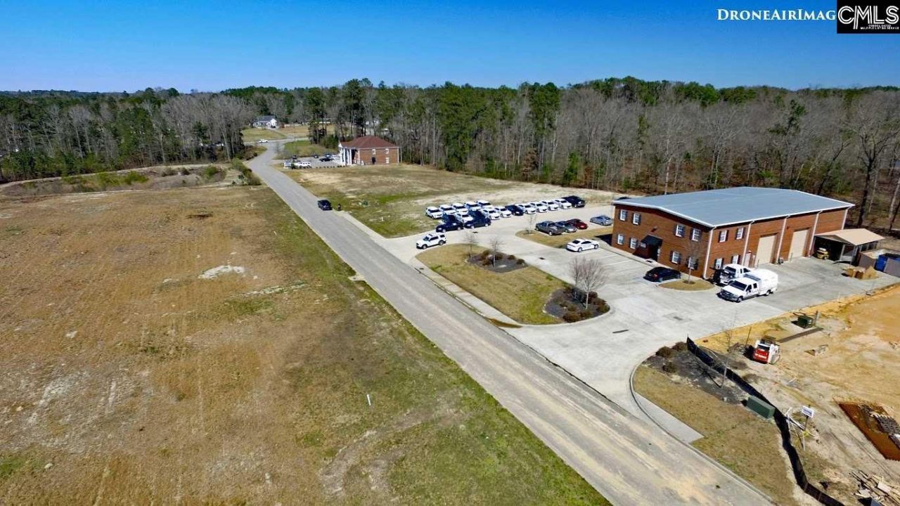 144 Brookside Parkway Photo 5