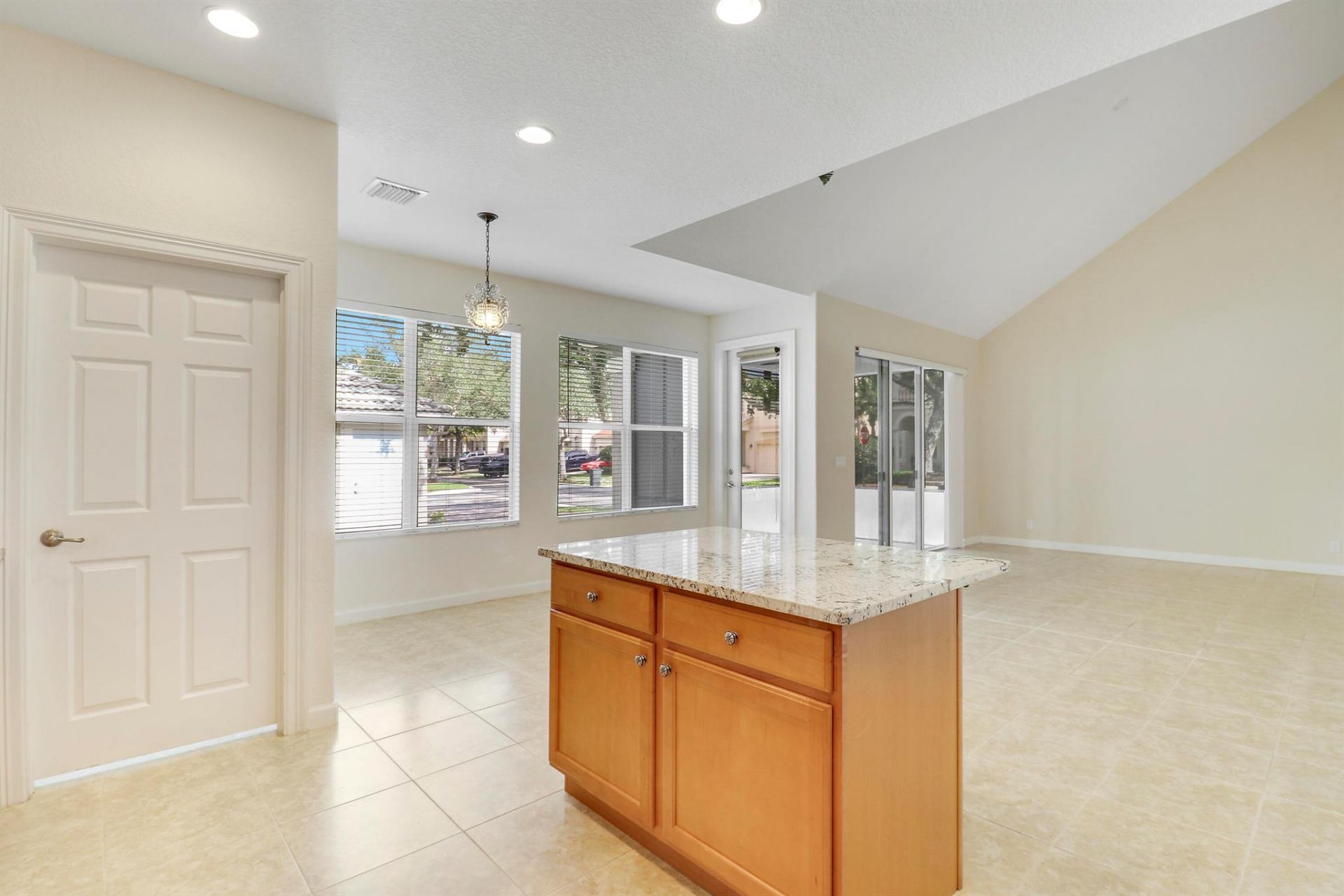 8217 Calterra Drive, Palm Beach Gardens, FL 33418 Photo
