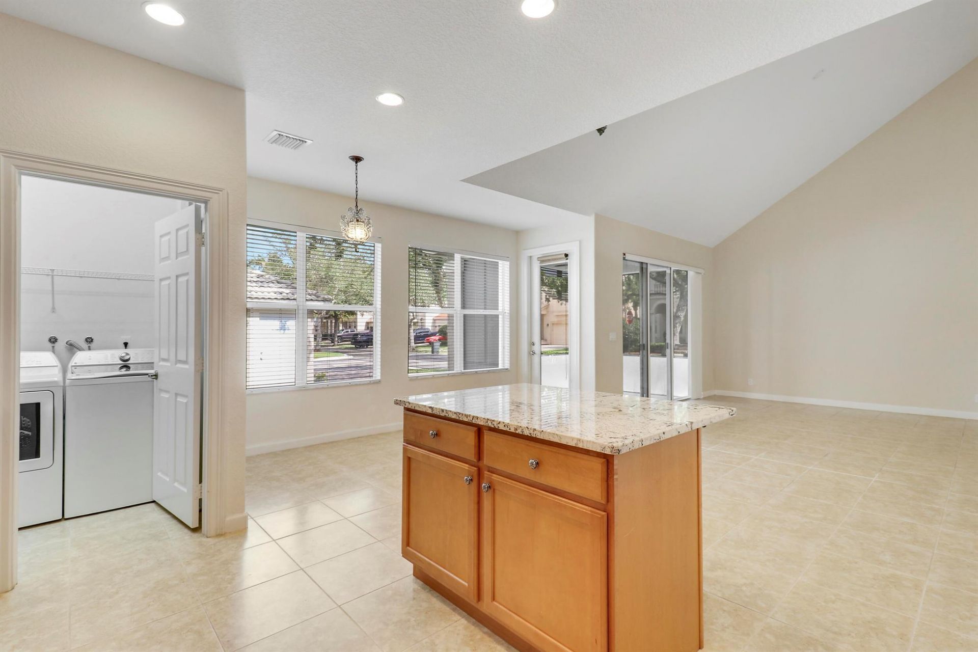 8217 Calterra Drive, Palm Beach Gardens, FL 33418 Photo